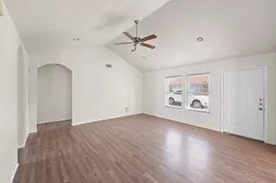 13741 Biggs St, Dallas, TX 75253 - Photo 5