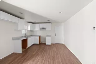 13741 Biggs St, Dallas, TX 75253 - Photo 9