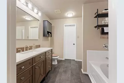 203 Stampede Street, Waxahachie, TX 75165 - Photo 25