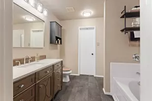 203 Stampede St, Waxahachie, TX 75165 - Photo 25