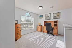 203 Stampede St, Waxahachie, TX 75165 - Photo 11