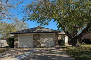 6709 Ridgecrest Ct, Fort Worth, TX 76133 - Photo 1