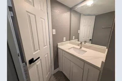 6709 Ridgecrest Court, Fort Worth, TX 76133 - Photo 9