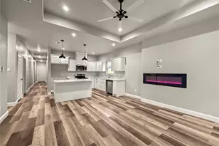 823 Edgar St, Greenville, TX 75401 - Photo 11