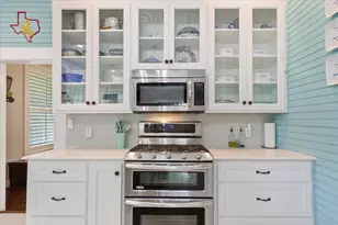 901 N Magnolia Ave, Hubbard, TX 76648 - Photo 13