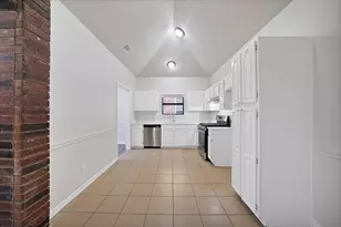 919 Walters Dr, Cedar Hill, TX 75104 - Photo 11