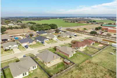 422 Stoneridge Drive, Hillsboro, TX 76645 - Photo 35