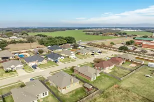 422 Stoneridge Dr, Hillsboro, TX 76645 - Photo 35