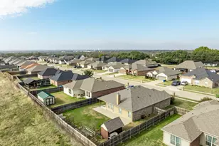 422 Stoneridge Dr, Hillsboro, TX 76645 - Photo 37