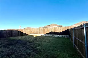 5711 Bristle Leaf Dr, Princeton, TX 75407 - Photo 19