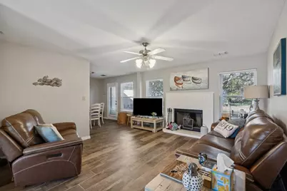 416 Granada Calle Court, Granbury, TX 76049 - Photo 5