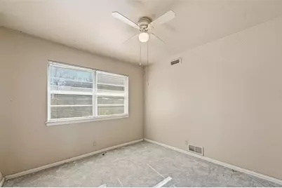 206 W Ridgewood Drive, Garland, TX 75041 - Photo 9