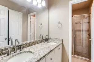 209 Ginger Ln, Euless, TX 76039 - Photo 19