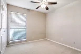 209 Ginger Ln, Euless, TX 76039 - Photo 17