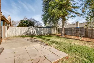 209 Ginger Ln, Euless, TX 76039 - Photo 25