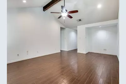 209 Ginger Lane, Euless, TX 76039 - Photo 9