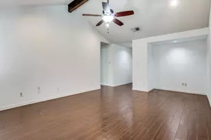 209 Ginger Ln, Euless, TX 76039 - Photo 9