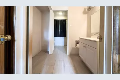 513 Holly Street, Angleton, TX 77515 - Photo 23