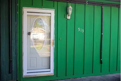 513 Holly Street, Angleton, TX 77515 - Photo 5