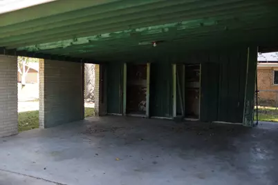 513 Holly Street, Angleton, TX 77515 - Photo 7