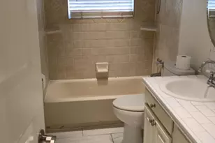 5505 Sun Valley Dr, Fort Worth, TX 76119 - Photo 9