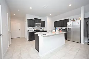 3713 Ridgeway Ln, Denton, TX 76226 - Photo 3