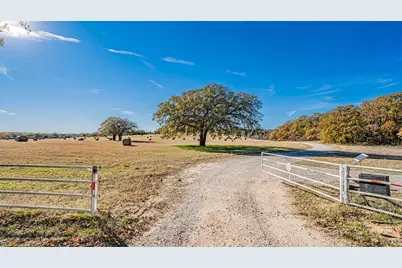 7550 Goodman Lane, Azle, TX 76020 - Photo 11