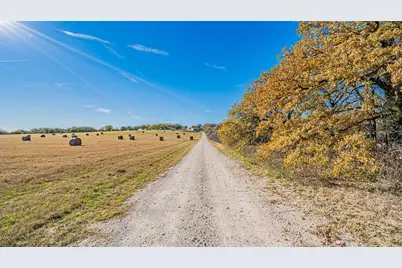 7550 Goodman Lane, Azle, TX 76020 - Photo 13