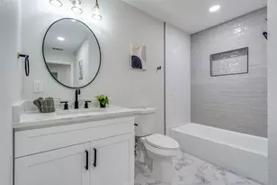 8443 Stults Rd, Dallas, TX 75243 - Photo 27