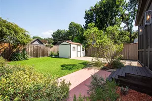 1134 N Clinton Ave, Dallas, TX 75208 - Photo 25