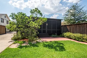 1134 N Clinton Ave, Dallas, TX 75208 - Photo 27