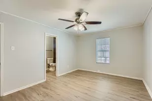 233 Creek Cove Dr, Dallas, TX 75217 - Photo 15