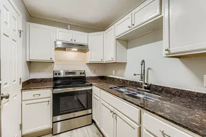 233 Creek Cove Drive, Dallas, TX 75217 - Photo 11