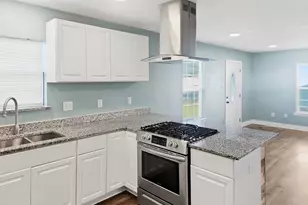 110 Ramsey Ave, Cleburne, TX 76031 - Photo 7