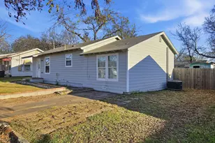 110 Ramsey Ave, Cleburne, TX 76031 - Photo 25