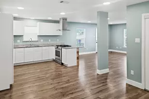 110 Ramsey Ave, Cleburne, TX 76031 - Photo 5