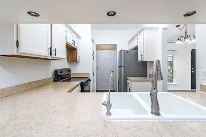 321 Iberis Drive, Arlington, TX 76018 - Photo 9