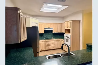 7632 Arbor Ridge Court, Fort Worth, TX 76112 - Photo 5