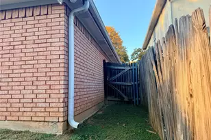 7632 Arbor Ridge Ct, Fort Worth, TX 76112 - Photo 19