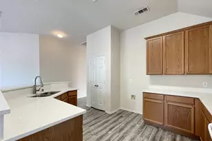 1004 Southfork Dr, Little Elm, TX 75068 - Photo 11