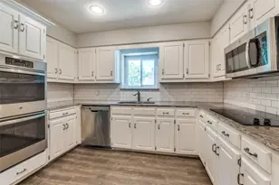 2711 Lincoln Dr, Arlington, TX 76006 - Photo 13