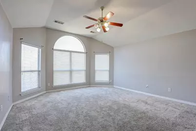 820 Flagstone Drive, Burleson, TX 76028 - Photo 17