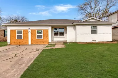 9535 Crestshire Drive, Dallas, TX 75227 - Photo 1