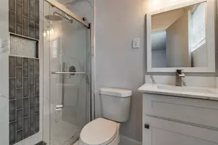 9535 Crestshire Dr, Dallas, TX 75227 - Photo 15