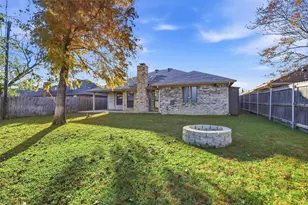 6205 Berlinetta Dr, Arlington, TX 76001 - Photo 15