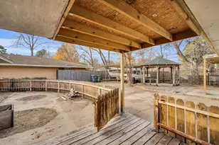 1320 Apache St, Arlington, TX 76012 - Photo 25