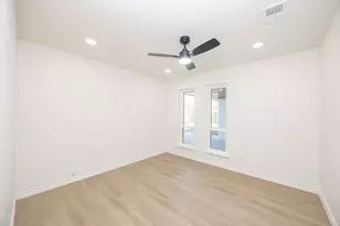 2401 Mollimar Dr, Plano, TX 75075 - Photo 23