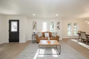 2401 Mollimar Dr, Plano, TX 75075 - Photo 9