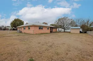 2507 SE 13th St, Mineral Wells, TX 76067 - Photo 27