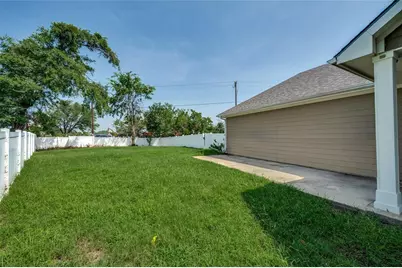 9801 Cedarcrest Drive, Providence Village, TX 76227 - Photo 5